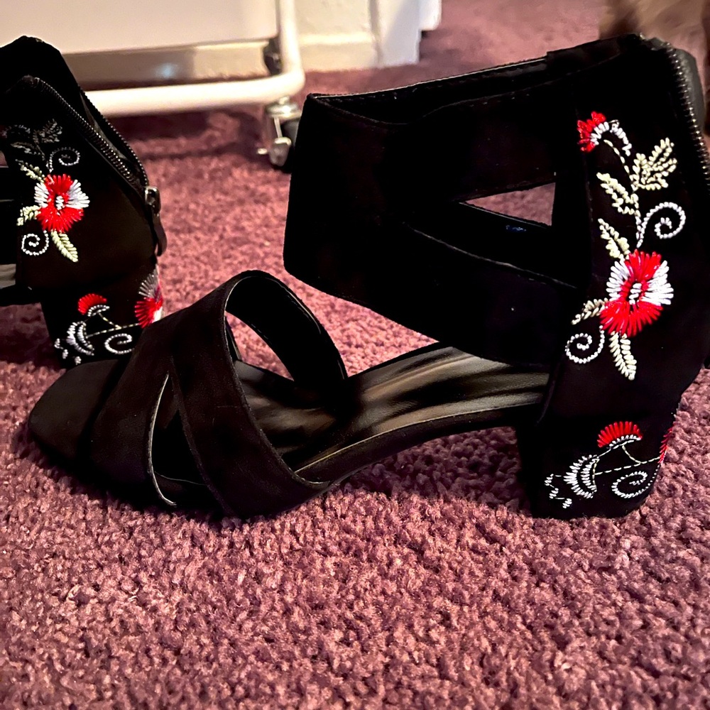 Heeled sandals